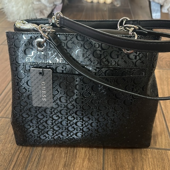 Brand New Guess black bag - Picture 2 of 5